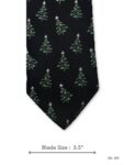 Black tie with green Christmas tree pattern – front blade view